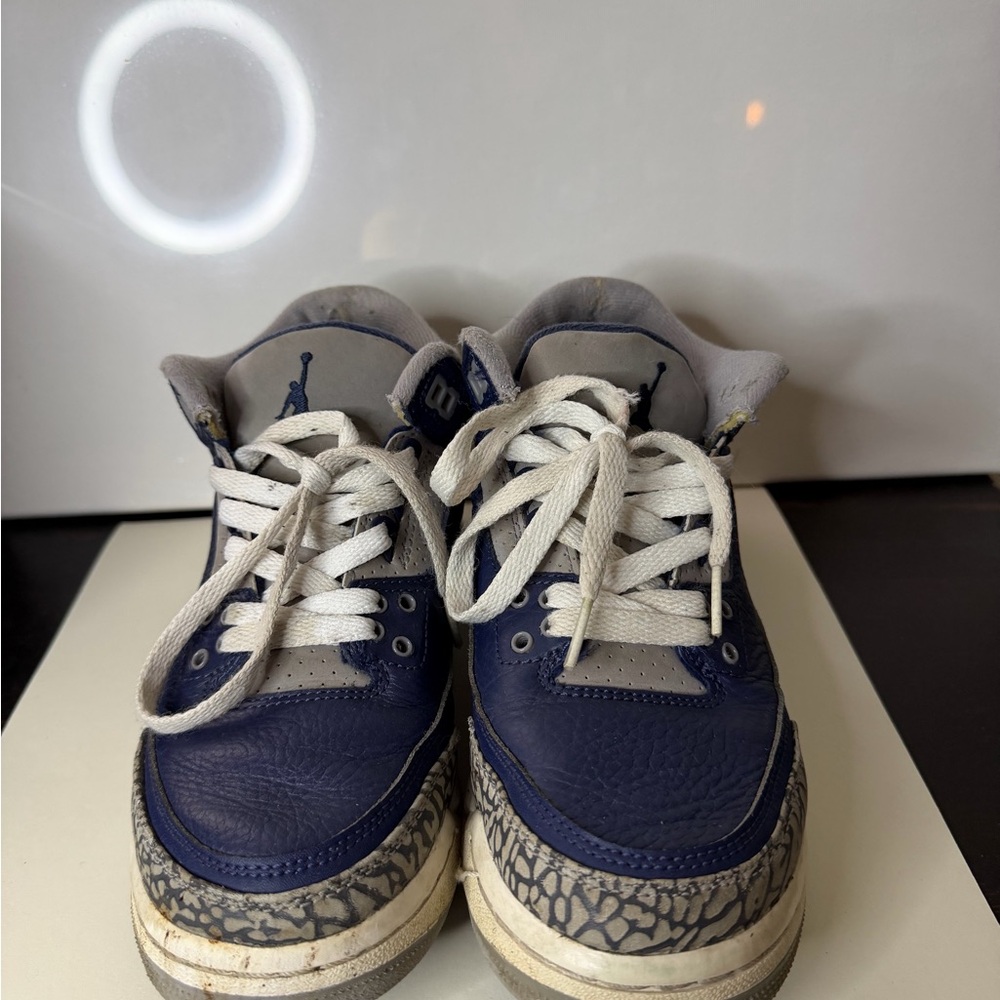 Jordan retro 3’s Georgetown edition